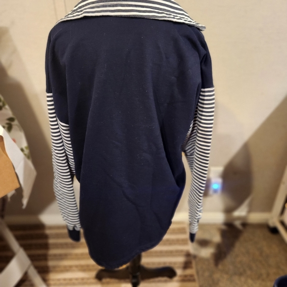 Nautical sweatshirt - Picture 3 of 4